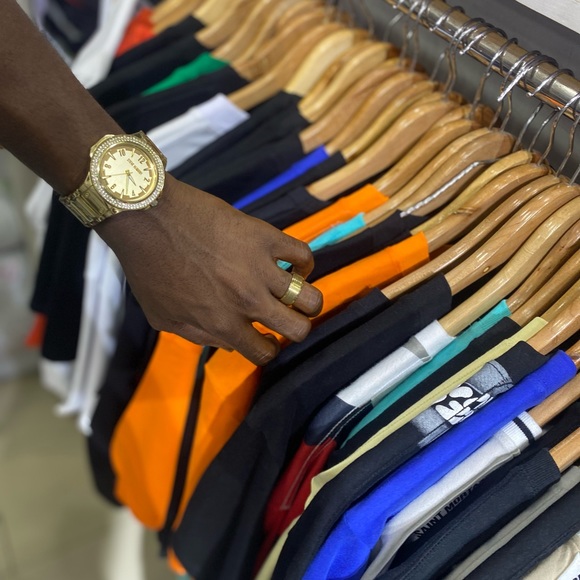 Meet your Posher, Onecallfashiondesign - Picture 2 of 16